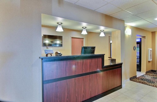 Beulah Hotel | Cobblestone Hotel & Suites - Beulah