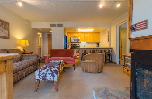 Copper Mountain Village Condo | Comfortable Cozy Condo - Short Walk to American Eagle Lift - SH402 by RedAwning