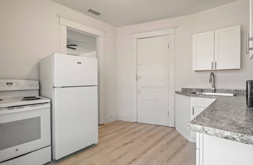 Dallas Apartment | Comfortable Dallas Stay, Minutes to Downtown