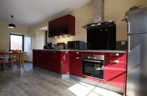 Saint-Pair-sur-Mer Apartment | Comfortable Duplex near Granville with Private Terrace and Parking