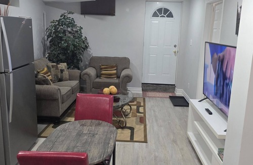 Brampton Apartment | Comfortable Inn