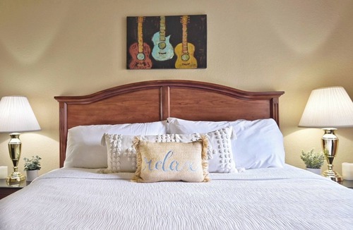 Pembine Hotel | Comfortable Island Escape! Pool, Outdoor Activities, & Free Parking!