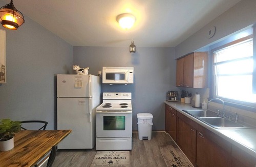 West St. Paul Apartment | Comfortable Stay Near St. Paul - Quiet Location