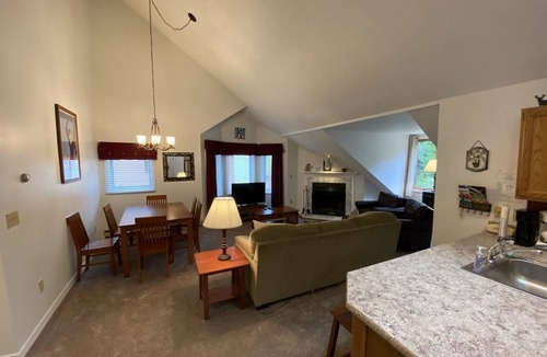 Killington Condo | Condo ∙ 2 bedrooms ∙ 6 guests