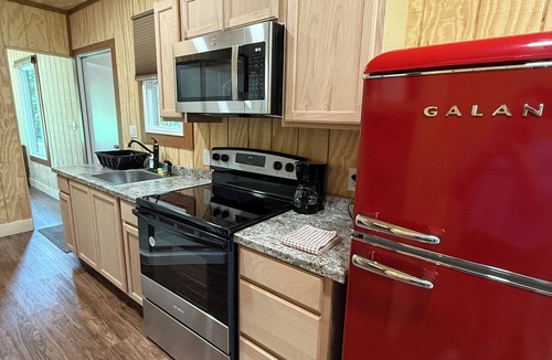 Pilot Point Other | Container Home Experience on Ranch by Lake Ray Roberts!