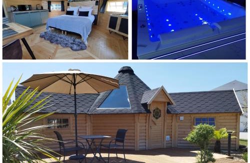 Avranches House | Cottage climatisé avec baignoire SPA 2 personnes