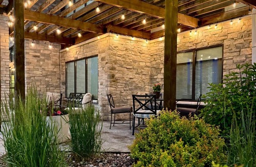 Appleton Hotel | Country Inn & Suites by Radisson, Appleton Airport - Fox River Mall Area