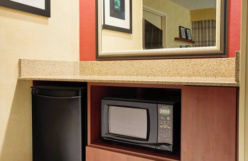 Clive Hotel | Courtyard by Marriott Des Moines West Clive