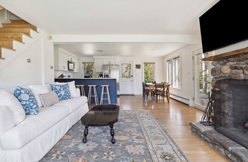 Dorset House | Cozy 2-BR Cottage on a Private Estate in Dorset