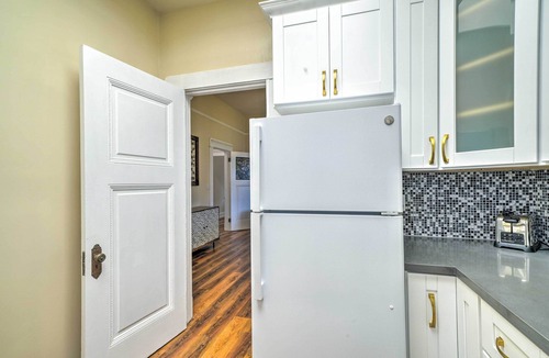 Carpinteria Apartment | Cozy Carpinteria Apartment: Walkable Location