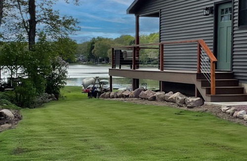 Penn Lake Park House | Cozy Lakefront Cabin w/Firepit and Boats