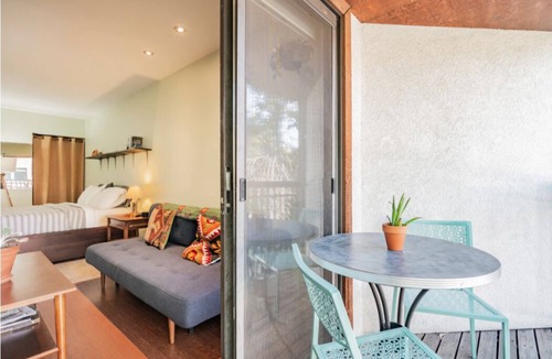 Whittier Condo | Cozy, modern Pearl St. condo. Ideal location!