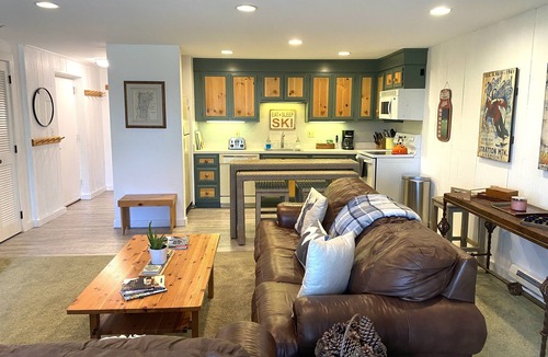 Bromley Mountain Condo | Cozy Mountain Condo - True Ski in Ski out