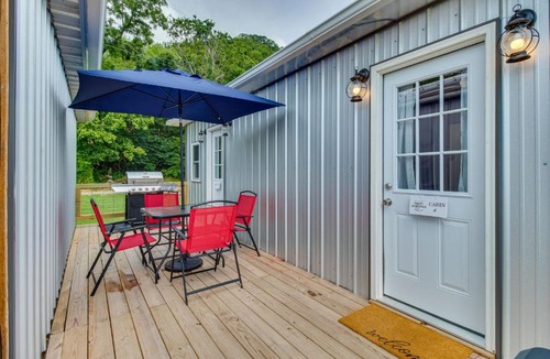 Lone Rock House | Cozy Norfork Cabin: Fishing, Kayaking & More!