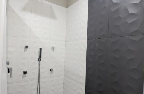 Jacinto City Hotel | Crystal Inn