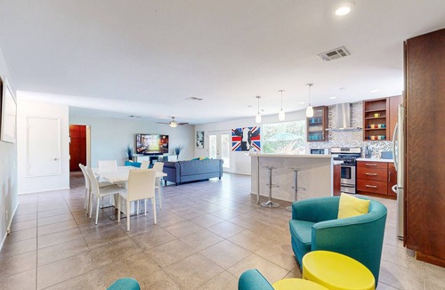 Desert Park Estates House | Desert Respite with Mountain Views, Pool, & Spa