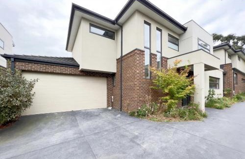 Box Hill North House | Deva house