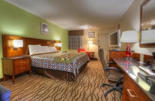 Dexter Hotel | Dexter Inn