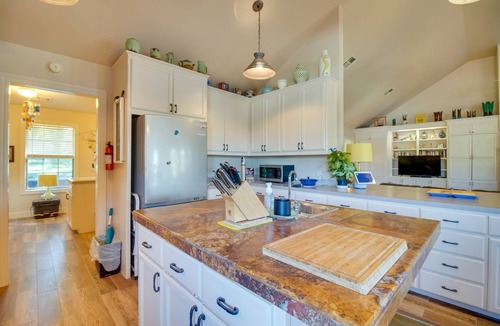 Tia Juana Cabin | Dock, Views & Grill: Spacious Grand Lake Lodge