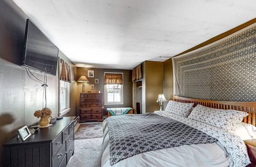Hydeville House | Dog-friendly farmhouse with private pool, courtyard patio, grill, & washer/dryer