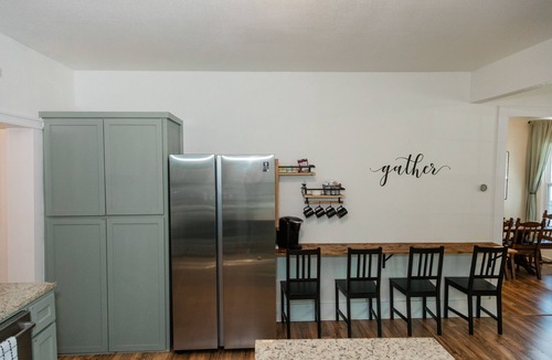 West Morningside House | Double Everything - Sleeps 13