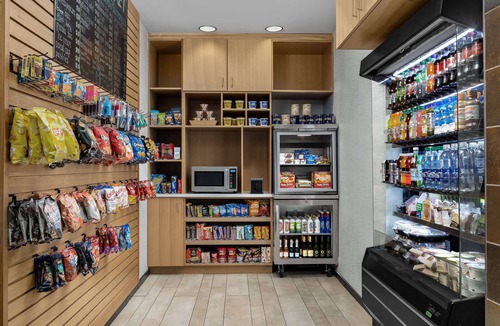 Rosemont Hotel | DoubleTree by Hilton Chicago O'Hare Airport - Rosemont