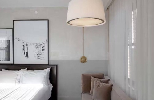 Downtown Des Moines Hotel | Downtown Des Moines Iconic Hotel Offering Timeless Charm and Comfort - 2 Units