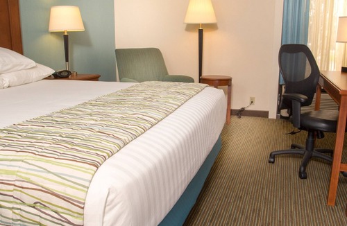 Cape Girardeau Hotel | Drury Inn & Suites Cape Girardeau