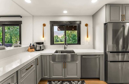 Eagle-Vail House | Eagle Vail Haven| Creekside + Hot Tub +Views