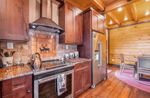 Estes Park House | Eldondale - Incredible Mountain Views with Private Hot Tub - 22-ZONE3272