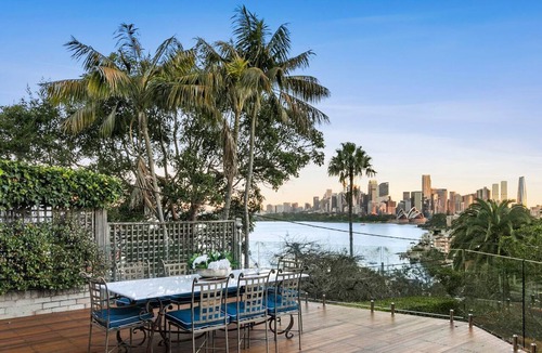 Cremorne Point Apartment | Elevated Heritage Villa with Iconic Sydney Harbor Views (Opera House & Bridge Views)