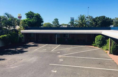 Emerald Hotel | Emerald Highlands Motel