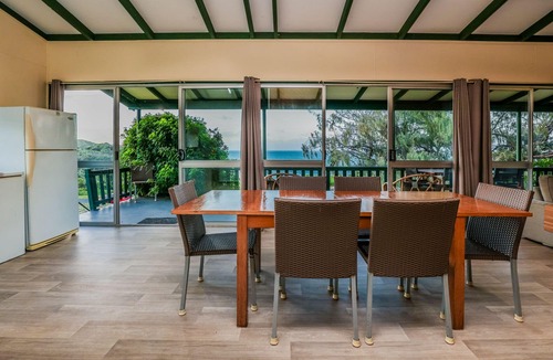 Seventeen Seventy House | Endeavour: Rustic Two-Bedroom Home With Stunning Ocean & 1770 Headland Views