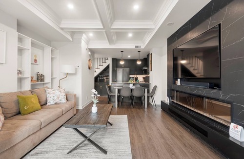Long Branch Apartment | Etobicoke Suites