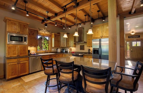 Winter Park House | Exceptional 5 bedroom home private HT, sleeps 12, close to town