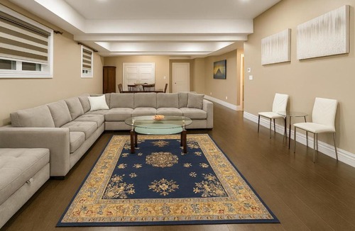 Windsor Apartment | Executive 2BR Lower Suite Private & Spacious Close to USA Border