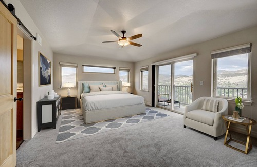 Lyons House | Executive house with stunning views walking distance to downtown