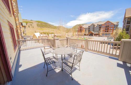 River Run House | Expedition Station 8589 by SummitCove Lodging