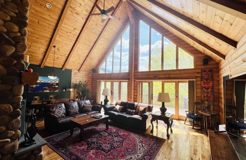 Windsor House | Exquisite Log Home with views near Woodstock, Vermont