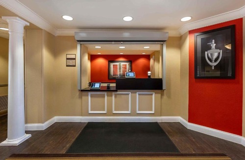 Rosemont Hotel | Extended Stay America Suites - Chicago - O'Hare - Allstate Arena