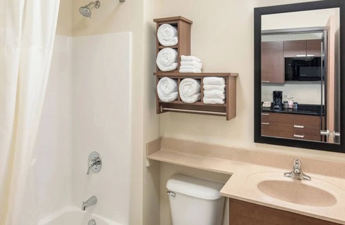 Bismarck Hotel | Family-Friendly Stay with Full Kitchen, Minutes from Attractions