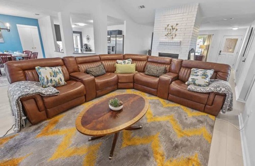 George Bush Park/Eldridge House | Fire Pit + Game Room | Sleeps 8 | Houston