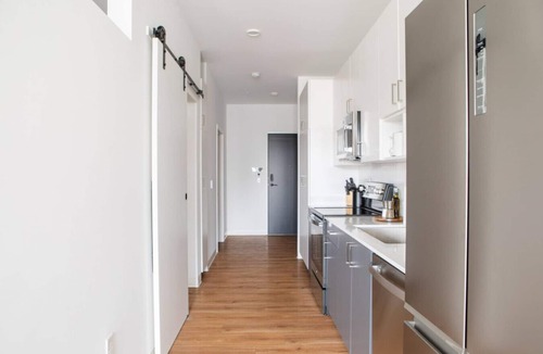 Yankee Hill Apartment | Flexhome East Side 1BR NO5 - Balcony+Pool+Gym