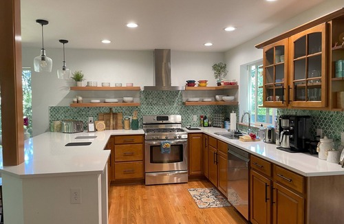 Sudden Valley Cabin | Forest Haven King Suite Near Trails & Lakes
