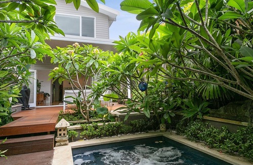 Manly House | Four Bed Tropical Oasis with Spa in Manly!