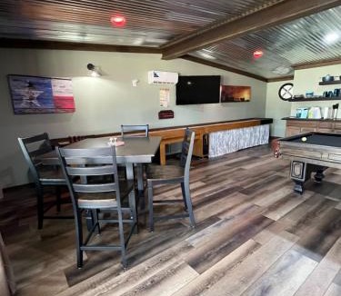 Montgomery House | Game Junction