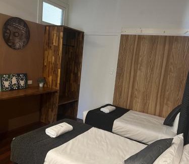 Gin Gin Hotel | Gin Gin Budget Accommodation