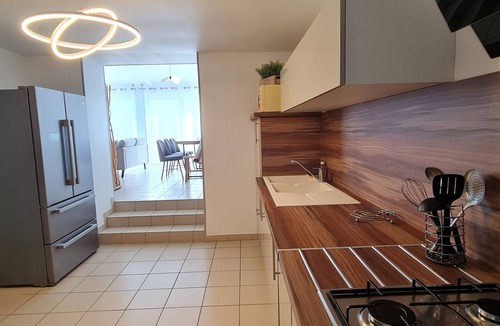 Saint-Marcouf Cottage | Gite Les Coquillages, directly on the beach