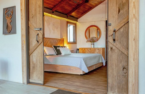 Camp Swift Hotel | GLAT Austin