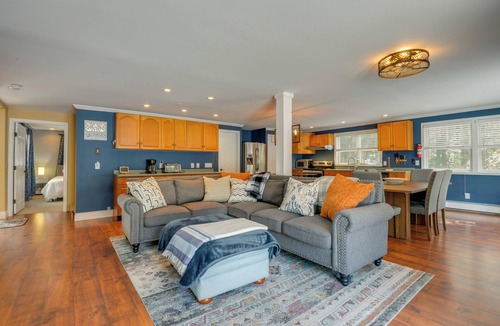 West Dover Cottage | Golf, Hike & Unwind: Spacious Dover Retreat!